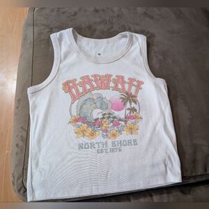 🎀$5 White Casual Crop Top with Graphic Designs